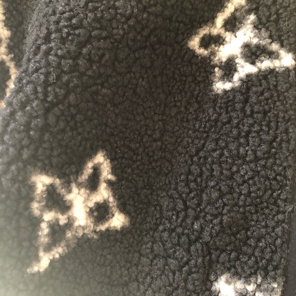 SALE 🚨 Wild Fable Sherpa Jacket NWT Black Butterfly Print - XS - Picture 9 of 10